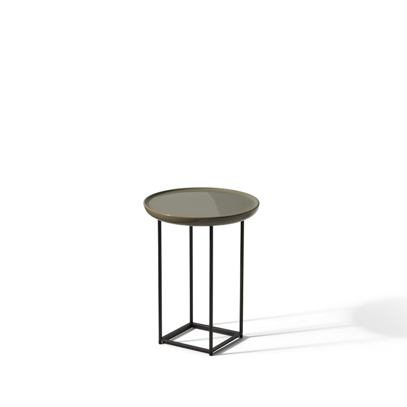 Cassina TOREI Outdoor Beistelltisch