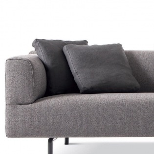 Cassina Daunenkissen, Boden umlaufend