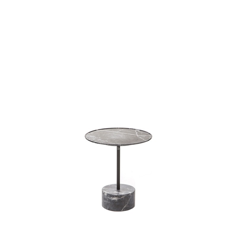 Cassina 9 194 Beistelltisch