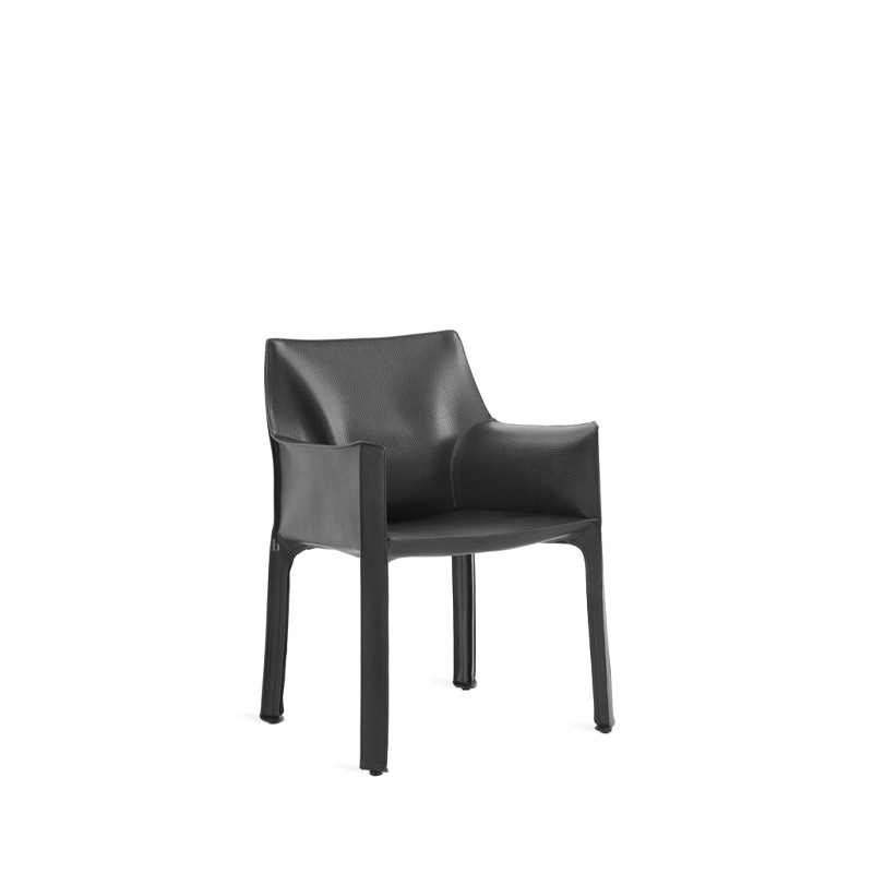 Cassina CAB 413 Armlehnstuhl